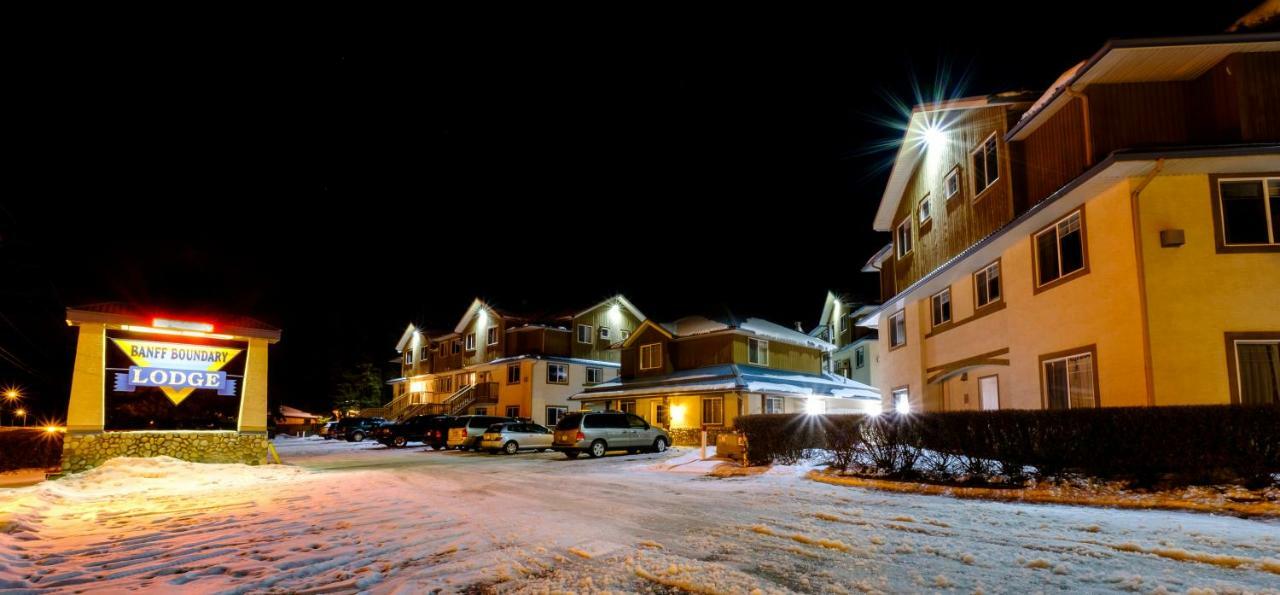 Banff Boundary Lodge Canmore Exterior photo